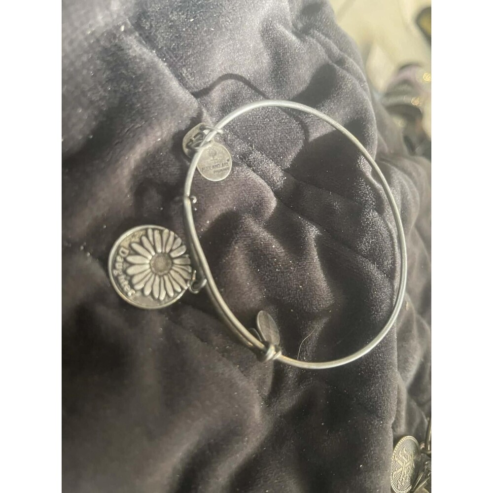 Alex and Ani Silver Daisy Charm daughter Expandable Bangle Bracelet